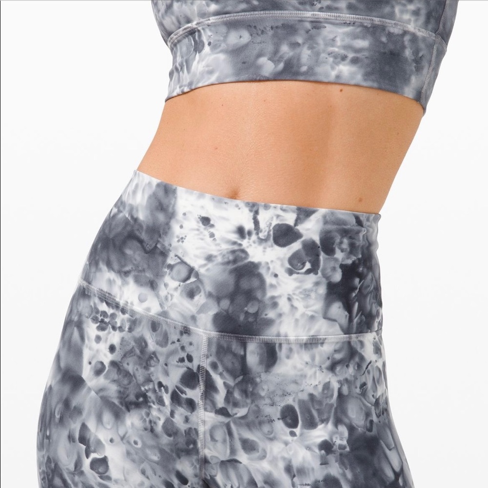 Lululemon Wunder under high rise crop 21” - Picture 5 of 6